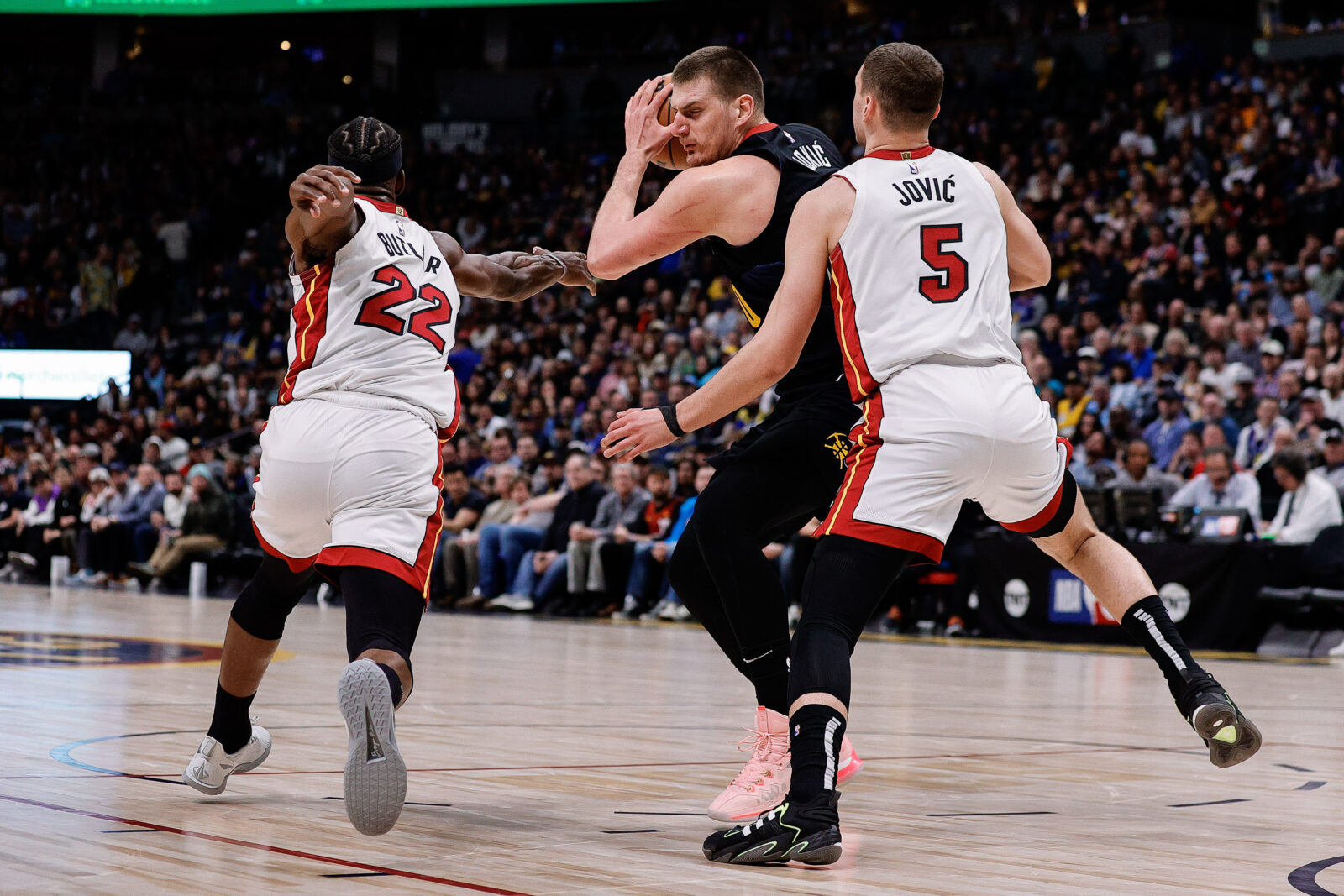 Recap: Denver Nuggets outlast Miami Heat in 103-97 win that was dampened by  Jamal Murrays injury - Denver Stiffs