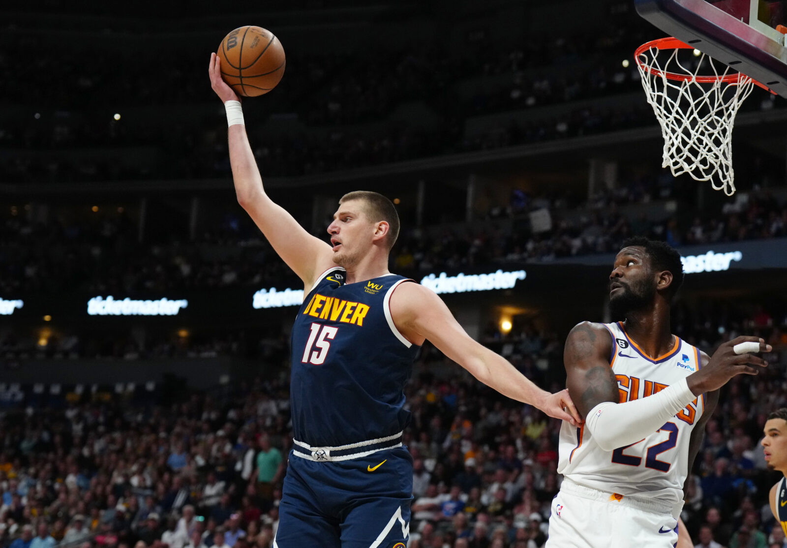Preview: Nuggets host Suns as one team tries to stay hot and one tries to  get hot - Denver Stiffs